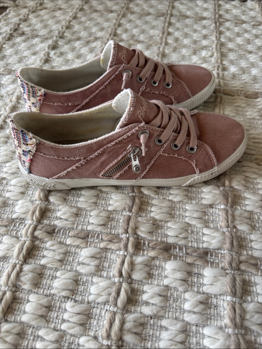 Blowfish Malibu Women’s Rose Pink Canvas Lace-Up Sneakers with Side Zip Accent